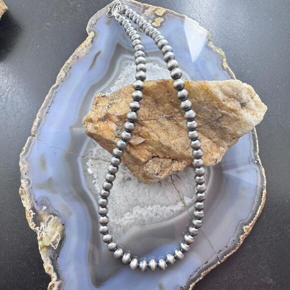 Sterling Silver Southwestern Style 6 mm Navajo Pearl Beads 16"- 18" Necklace - Picture 7 of 10